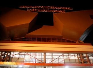 Авиакомпании РФ пока не будут летать на Кубу, потому что там нет топлива