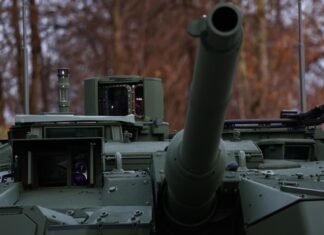 НАТО закупило первую партию 120-мм снарядов к Leopard 2 и Abrams, их может получить и Украина