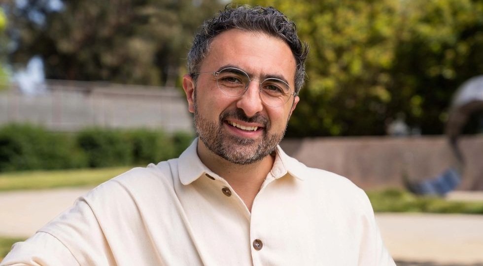 В Microsoft говорят, что ИИ заменит офисную работу через 18 месяцев. Эксперты сомневаются