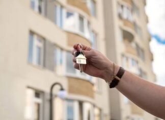 Бесхозные квартиры передадут переселенцам: правительство запускает новую программу