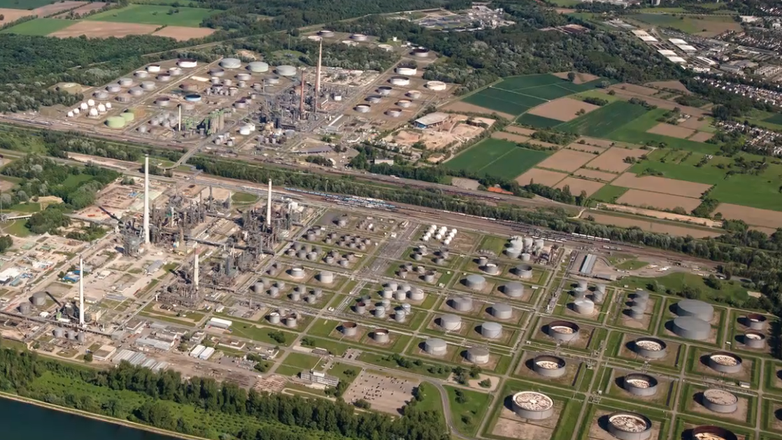 Еврокомиссия одобрила национализацию активов Роснефти в Германии