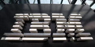 Акции IBM обвалились на 13% после того, как искусственный интеллект научили обновлять COBOL