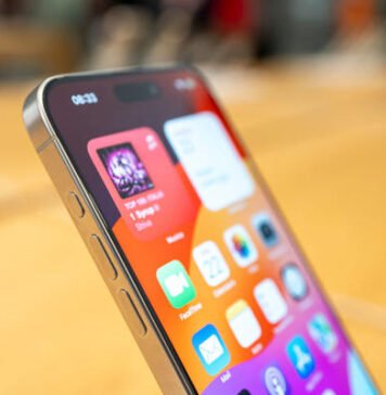 Apple оштрафували за продаж iPhone без зарядного пристрою