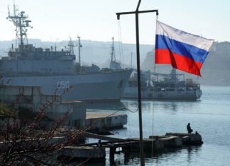 Удар «Калибрами» по Львову: верхушка ЧФ РФ получила подозрение за военные преступления