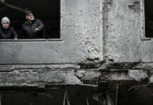 Массированная атака на Запорожье: 10 раненых, повреждены более 80 домов