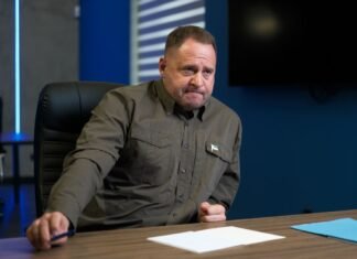 Журналисты раскрыли, чем занимается Ермак в Киеве после отставки