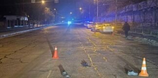 В Запорожье пешехода сбили два автомобиля: полиция ищет очевидцев ДТП