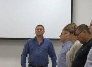 Суд в Запорожье заочно приговорил депутата-коллаборанта из оккупированной Васильевки к 9 годам тюрьмы с конфискацией всего имущества