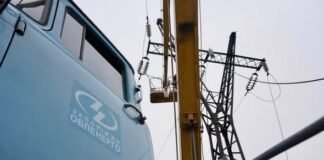 Во время восстановления света в Запорожье произошел повторный обстрел: есть новые повреждения