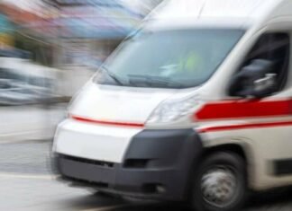 В Вольнянске вражеский дрон разрушил частный дом: ранена женщина