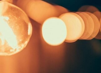 Энергетики рассказали о графиках отключения света по Запорожской области на 17 февраля