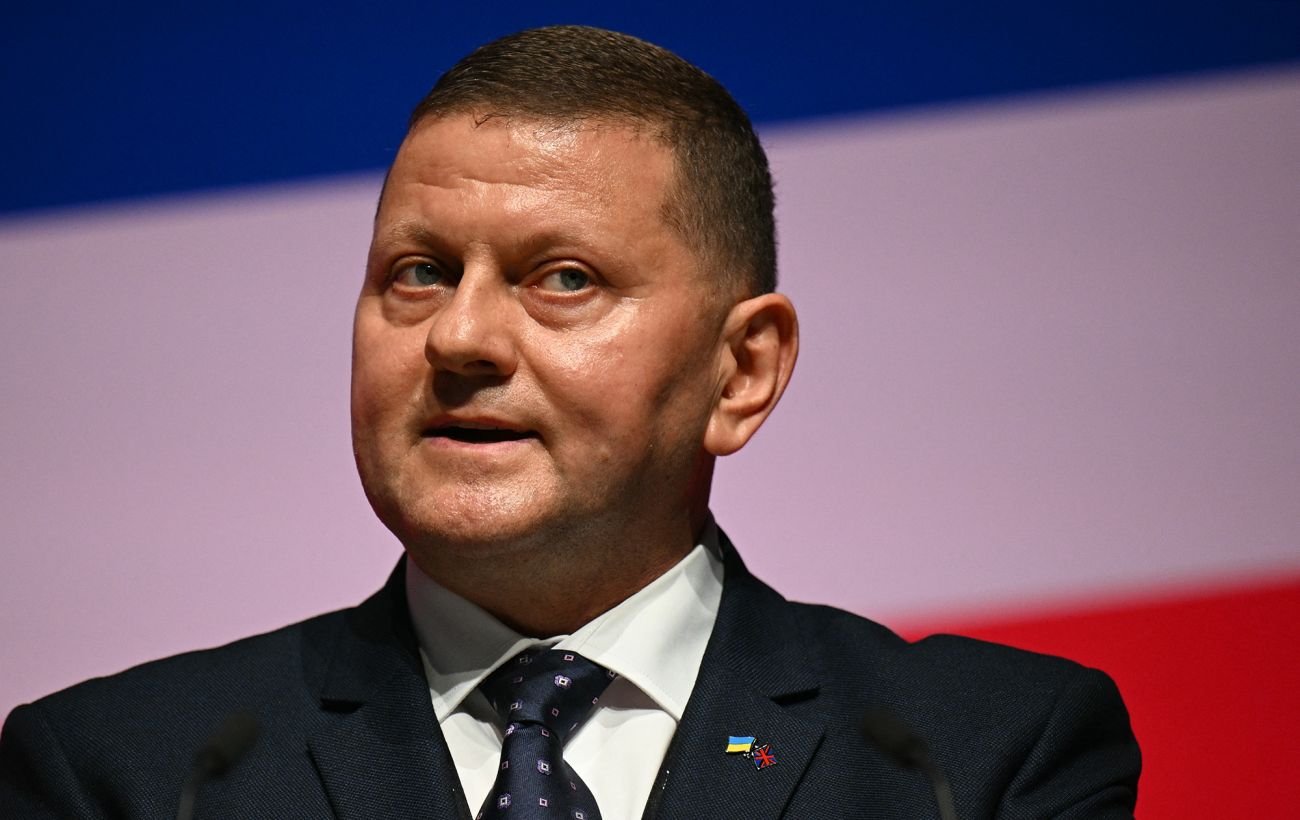 Залужный сделал заявление о политической карьере