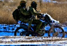 РФ хочет взять Мирноград в «клещи»: какую тактику применяют оккупанты (видео)