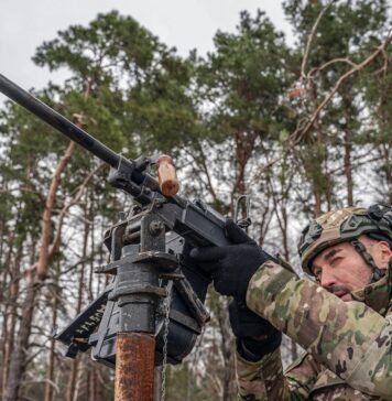 Около 20 «прилетов» и дроны с пяти направлений: что известно о ночной атаке россиян