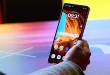 Смартфоны Motorola догнали Samsung по популярности: какие новинки стали хитами (фото)