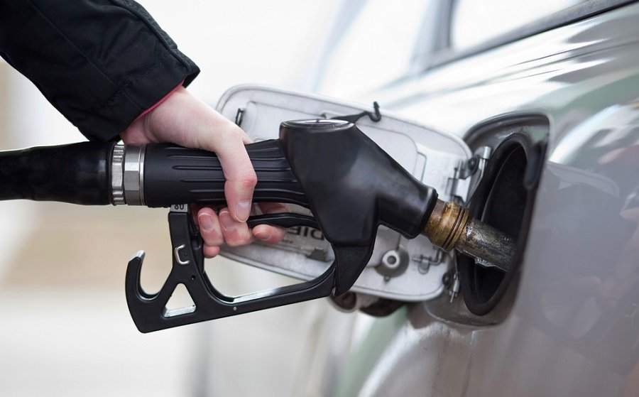 Сербия запретила экспорт бензина и дизеля. Пока что на 10 дней