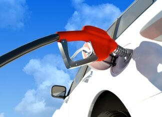 Глава Нафтогаза не видит панических настроений по поводу поставок нефтепродуктов в Украину