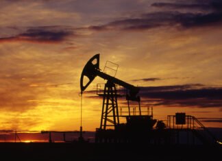 Bloomberg: Индия может вернуться к покупке российской нефти из-за ударов по Ирану