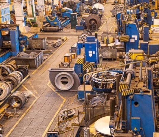 ArcelorMittal решил остановить машиностроительный завод ЛМЗ в Кривом Роге