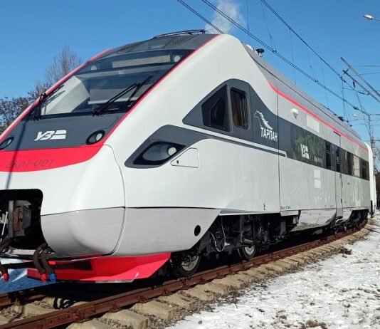 Самый быстрый украинский поезд вышел на маршрут после планового капремонта – фото