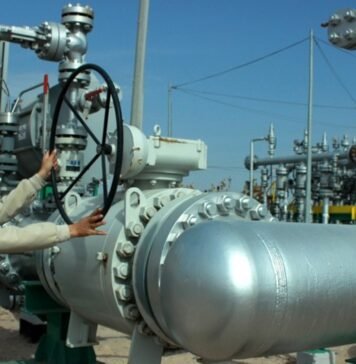 Bloomberg: Ирак сократил добычу нефти и перекрыл вентиль Турции