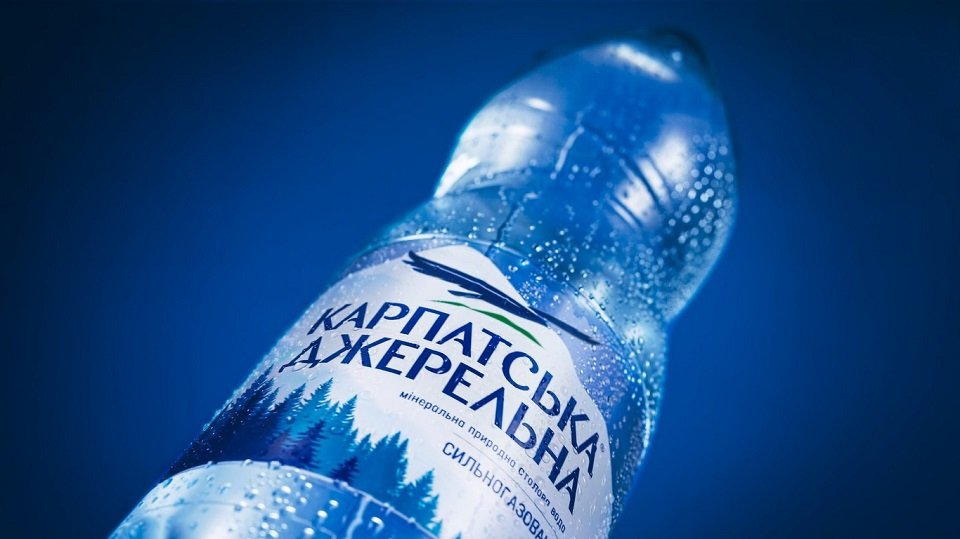 Производителя воды «Карпатська джерельна» оштрафовали, потому что она не из Карпат