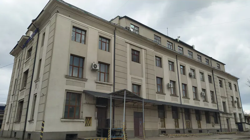 Во Львове продают сортировочный центр Укрпошты: результаты аукциона