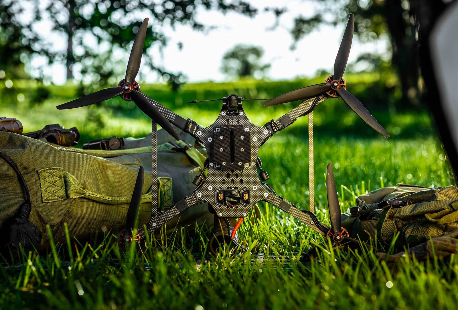 WSJ: сыновья Трампа инвестируют в компанию, которая хочет производить украинские дроны