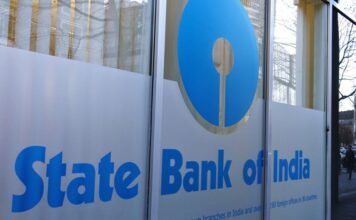 Bloomberg: Крупнейший банк Индии избегает платежей за нефть РФ, даже после разрешения США