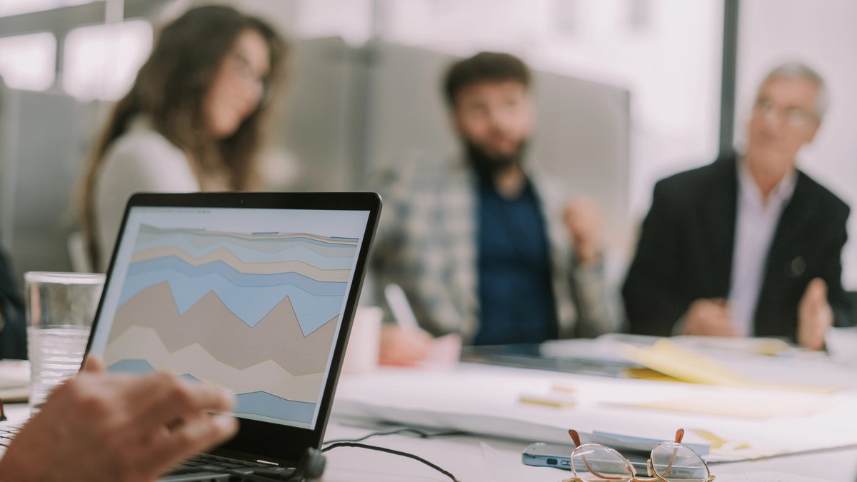 Женщины занимают 31% мест в набсоветах украинских компаний – исследование Deloitte