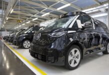 Volkswagen сократит 50 000 рабочих мест в Германии из-за резкого падения прибыли