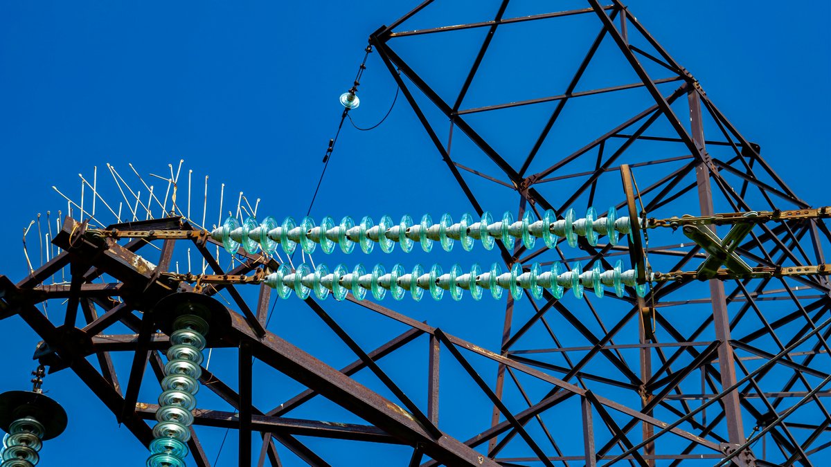 Зеленский: Украина и Румыния построят две новые ЛЭП, одну – уже до конца года