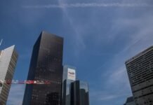 TotalEnergies приостановила добычу нефти на Ближнем Востоке: потеряно 15% производства