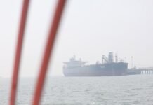 FT: Франция и Италия непублично хотят договориться с Ираном о безопасности судов в Ормузском проливе