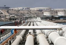 США нанесли удар по острову Харг. Через него идет 90% иранского экспорта нефти