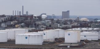 США начали экстренное высвобождение нефти из стратегического резерва. Первый транш – 86 млн баррелей