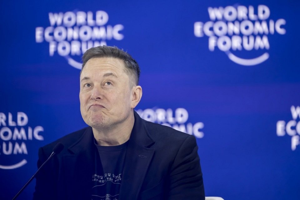 Основан на «цифрах с потолка». Судья усомнилась в иске Маска против OpenAI на $134 млрд