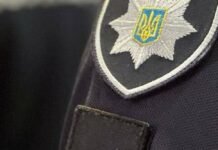 В Запорожье мужчину ранили ножом во время застолья на именинах