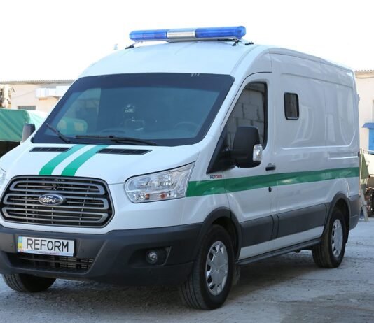 28 часов в наручниках и принудительный укол: появились детали задержания украинцев в Венгрии