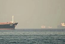 США сбросили 5000-фунтовые авиабомбы на ракетные объекты Ирана возле Ормузского пролива