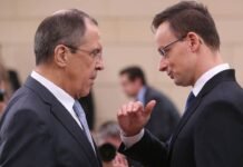 Правительство Орбана просил Россию помочь с выборами в Словакии: что известно о скандале