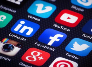 «Медийная цивилизация»: как человечество оказалось в ловушке посредников