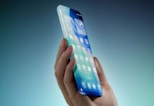 Найбільша зміна з часів iPhone X: Apple тестує смартфон із повністю безрамковим дисплеєм