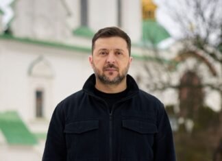 Зеленский о визите венгерской «делегации»: неизвестно, что они здесь делают