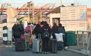 Украинцам опасно находиться в Венгрии: срочное заявление МИД