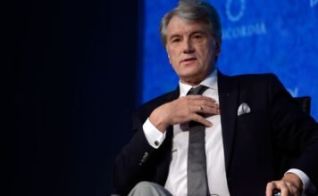 «Виктор, остановись». Ющенко написал открытое письмо Орбану: что он ответил