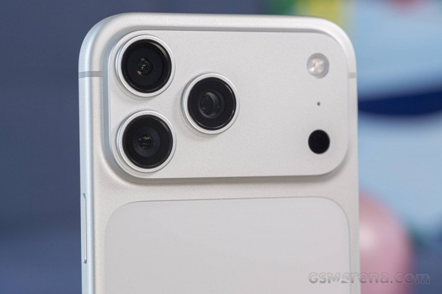 Apple наздоганяє конкурентів: майбутні iPhone можуть отримати гігантський сенсор на 200 Мп