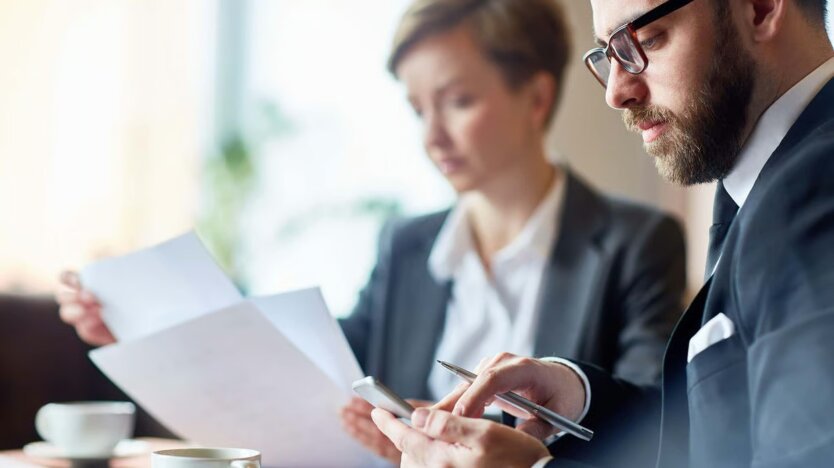 Украинцам вернут деньги за учебу и лечение: как оформить выплату