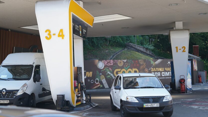 Кешбэк на топливо до 15%: опубликован полный список АЗС и суммы возврата