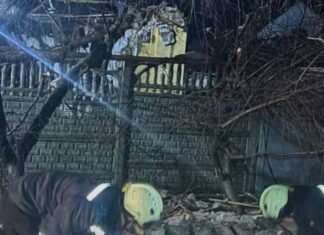 В Запорожье после удара «Шахеда» разрушен дом и повреждено еще 13 домов